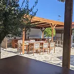 Karina דירה Kolios