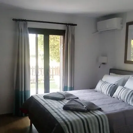 Karina Apartment Kolios