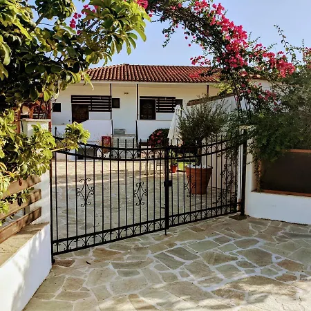 Apartment Karina Kolios