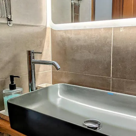 Apartment Karina Kolios